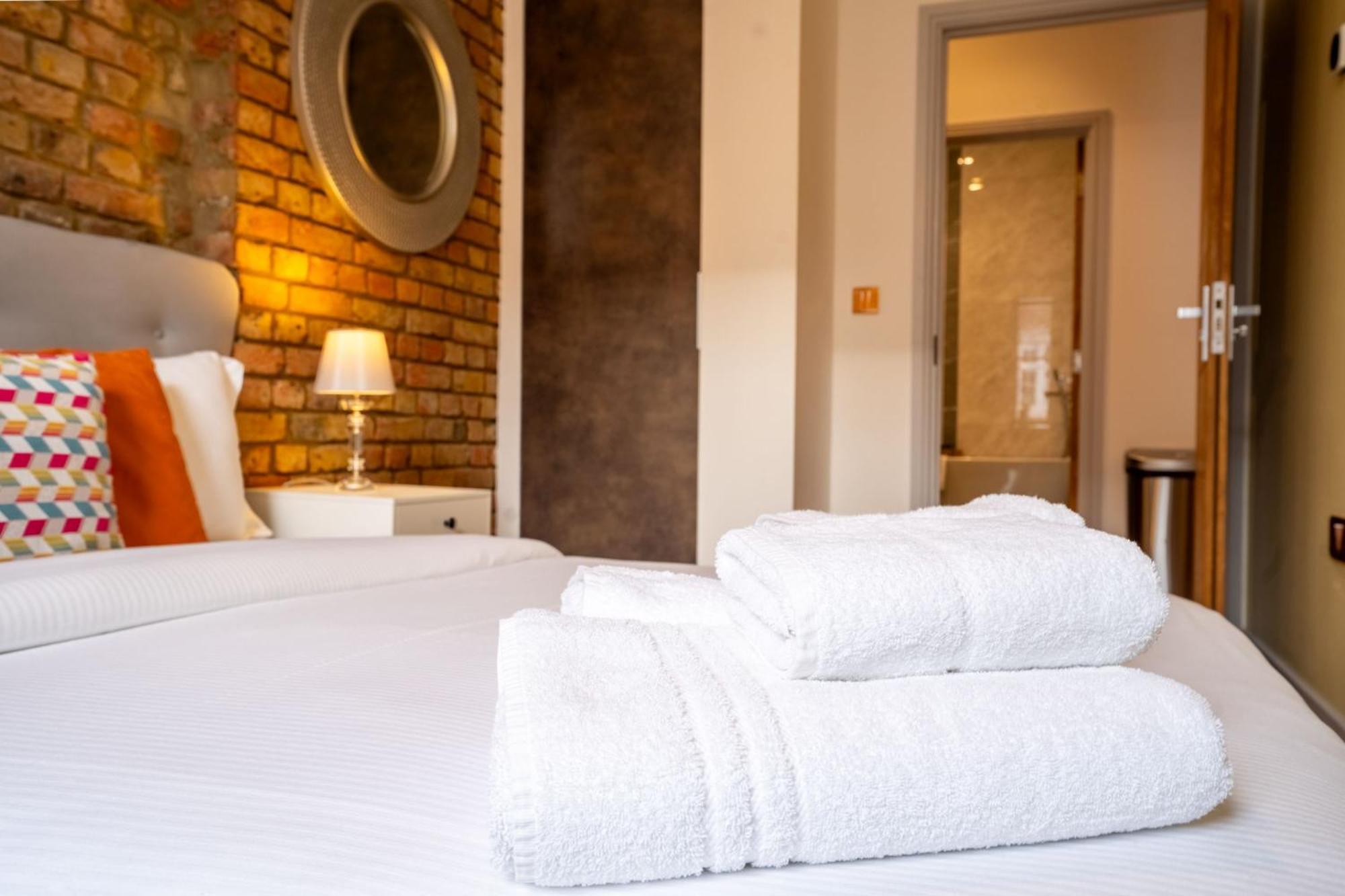 Appartamento Stylish Modern By Livestay Short Lets & Serviced Nw6 Londra
