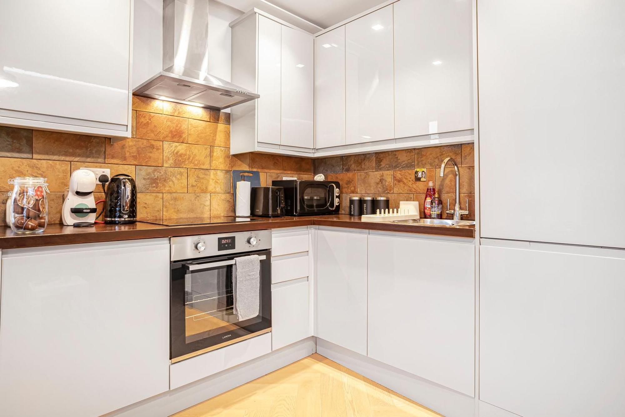 Stylish Modern By Livestay Short Lets & Serviced Nw6 Appartamento Londra